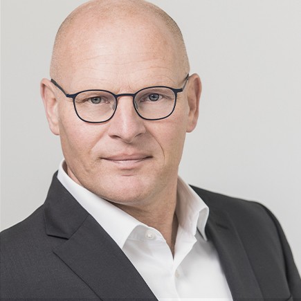 Peter Hoqcuel, Managing Director