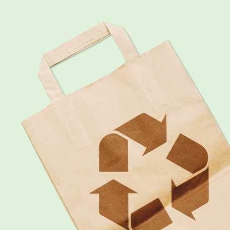 Papiertragetasche aus nachhaltigem Kraftpapier